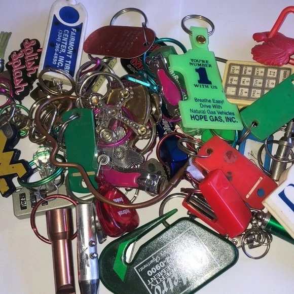 Assorted Keychains Collection - Picture 1 of 7